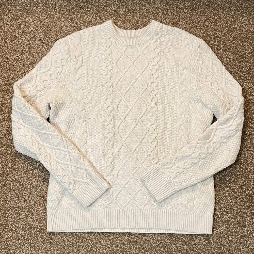 Old Navy Ivory Cable Knit Crewneck Fishermans Sweater